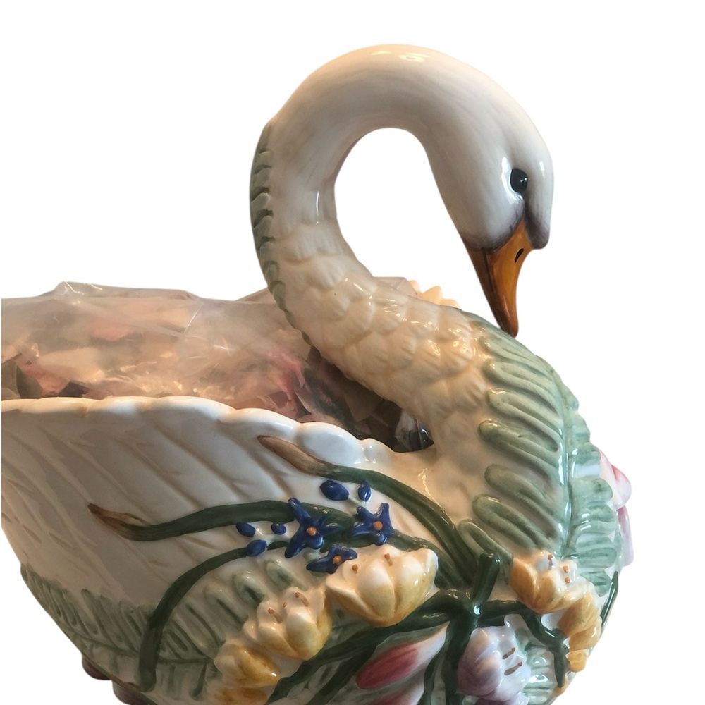 Vintage Fitz & Flyod Swan Ceramic Potpourri/ Cancel holder
